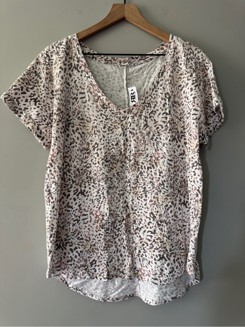 Maurice’s | animal print v neck top | 0X